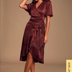 Lulus  Wrapped Up In Love Burgundy Satin Faux-Wrap Midi Dress size large NWT